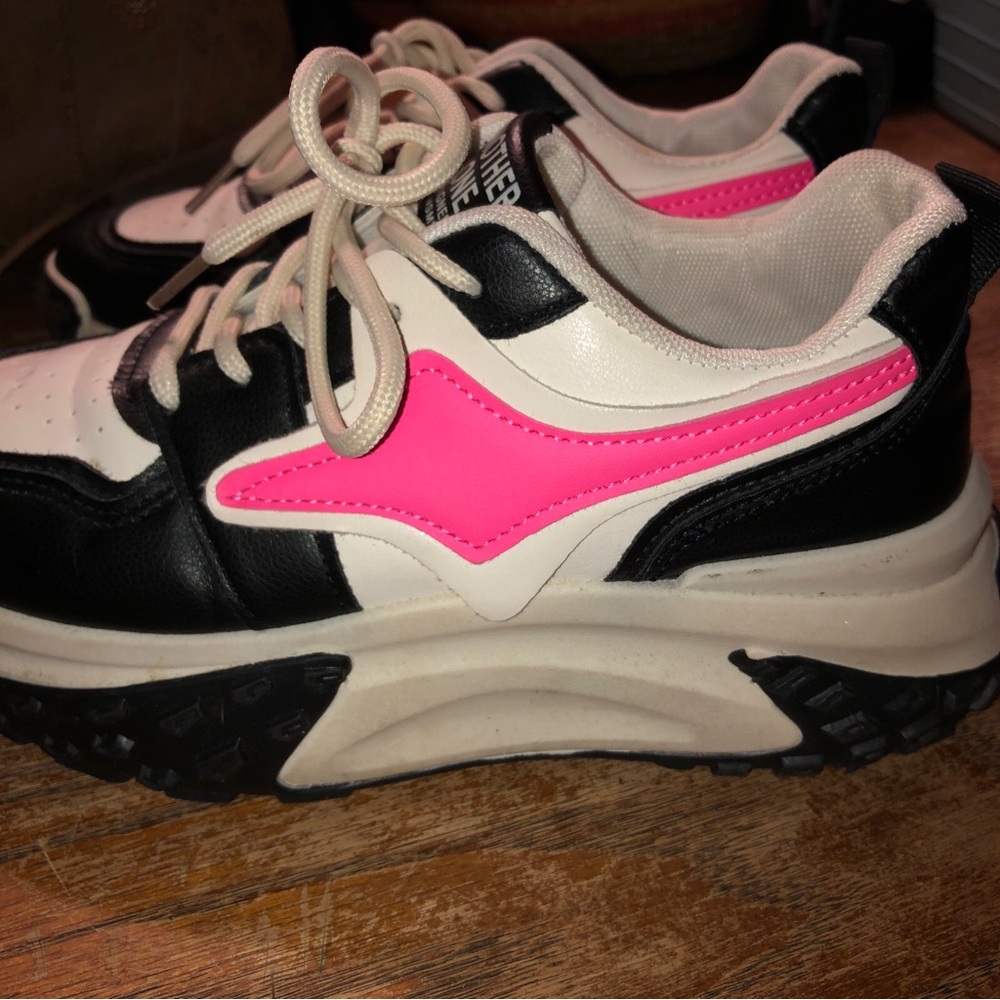 Women's Athletic Sneakers in White, Black & Pink - Picture 5 of 6